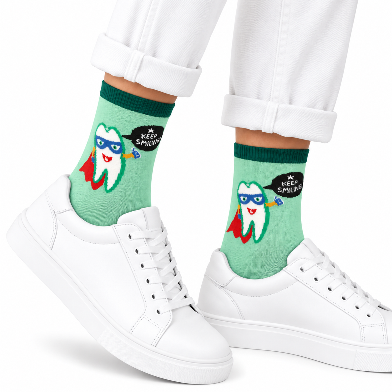 Zahn Motiv Socken "Keep smiling", BEYCO-SOCKS – Lustiges Superhelden Zahn Motiv für die Praxis, Onesize 38-44